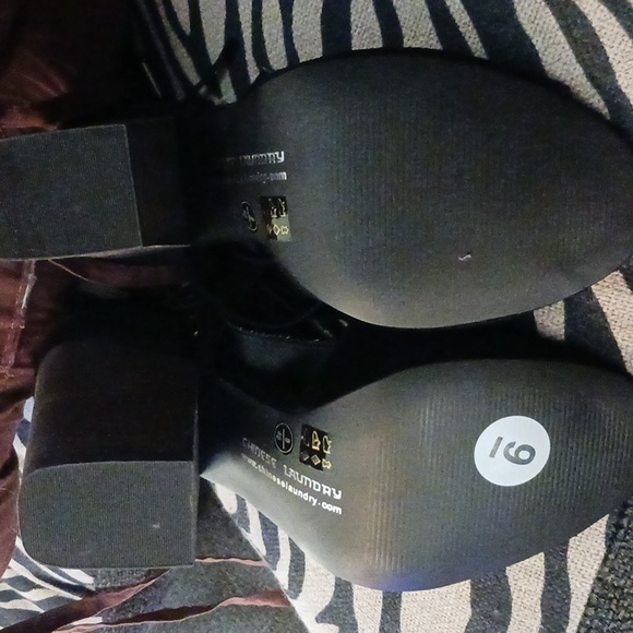 NWOT Black Chinese Laundry Suede Boho fringe Open Toe Booties, size 9 - Picture 4 of 4